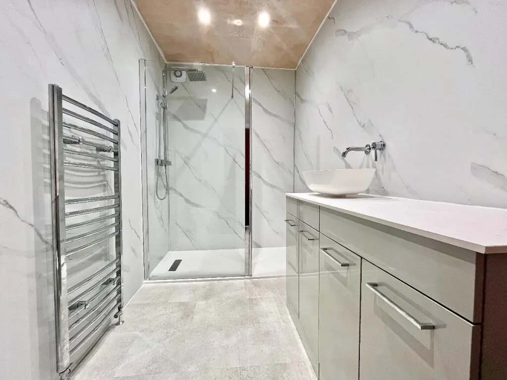 4 bedroom semi-detached house for rent