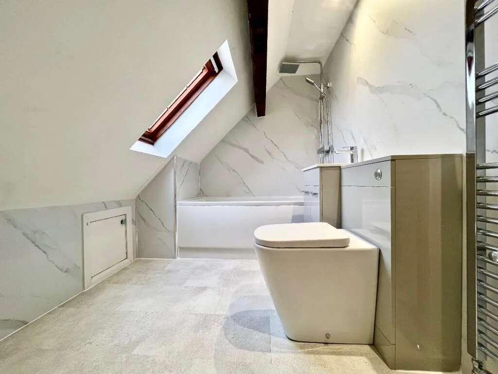 4 bedroom semi-detached house for rent