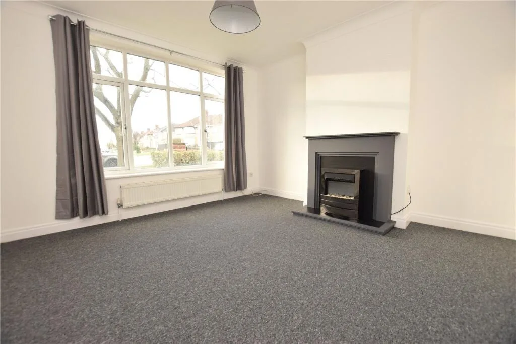 3 bedroom semi-detached house for rent