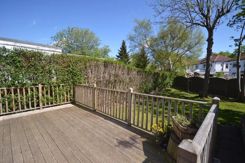 3 bedroom semi-detached house for rent