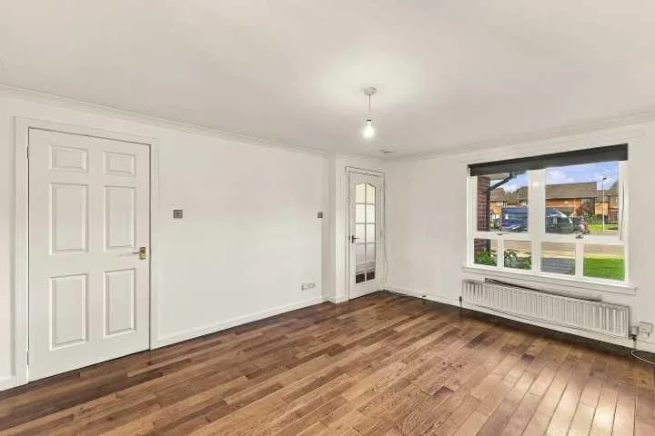 2 bedroom semi-detached house for rent