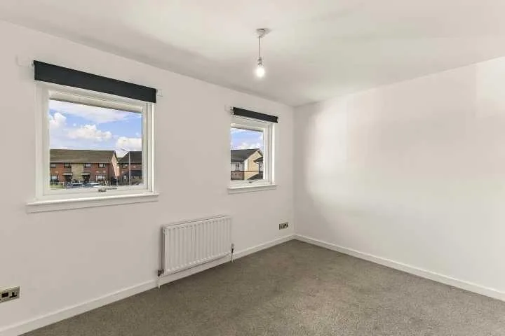 2 bedroom semi-detached house for rent