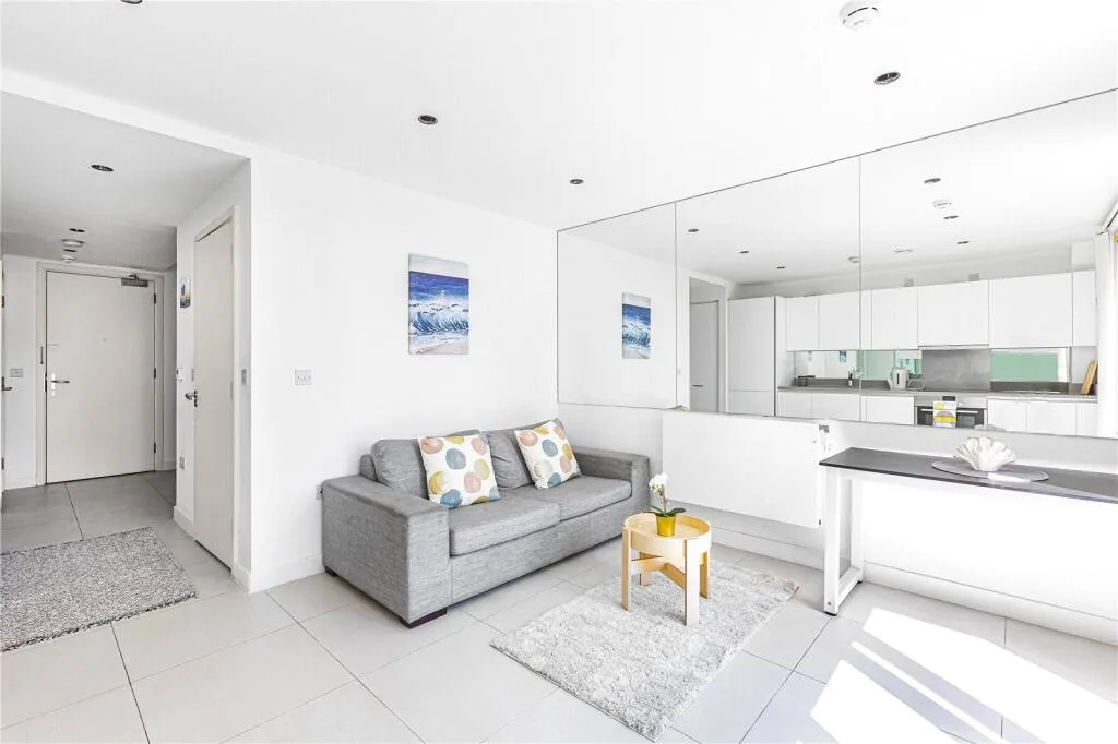 Studio flat for rent