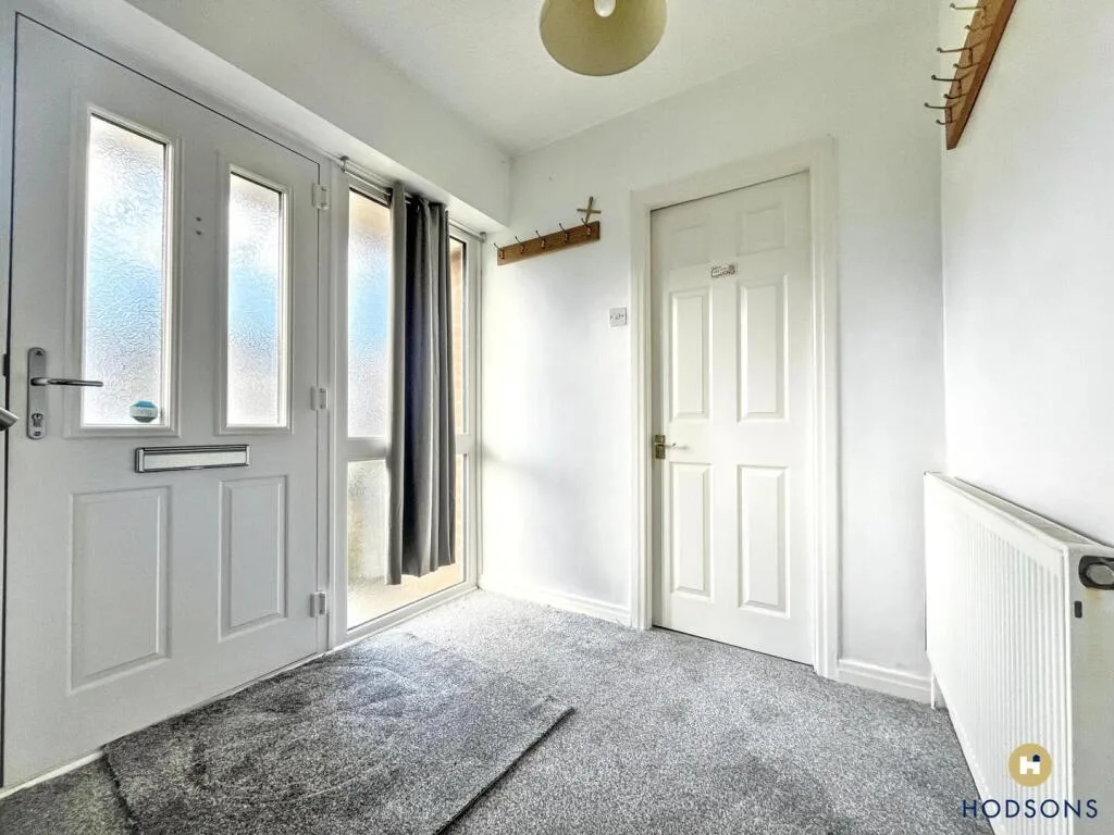 3 bedroom semi-detached house for rent