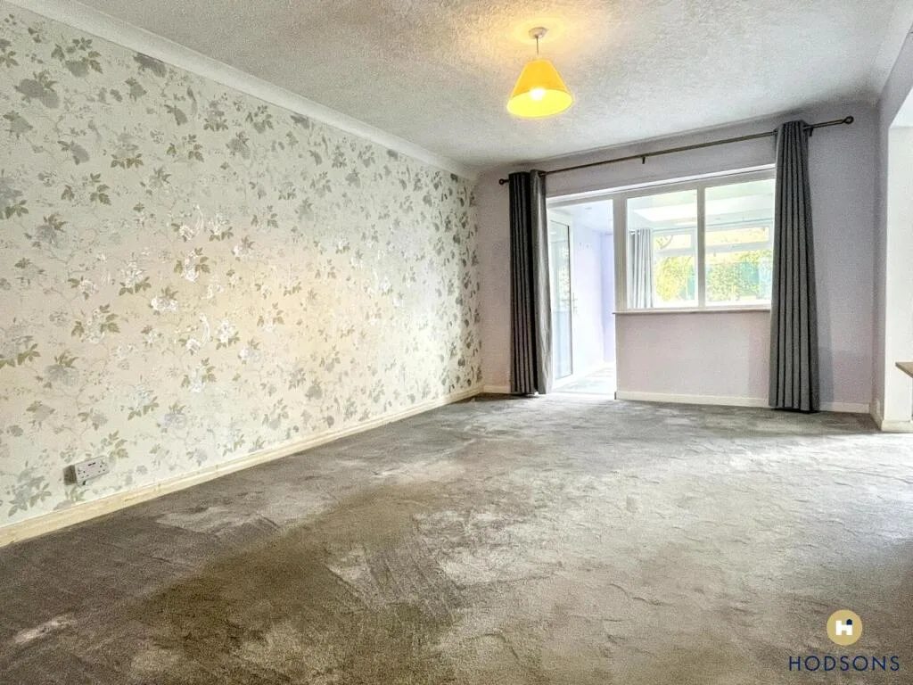 3 bedroom semi-detached house for rent
