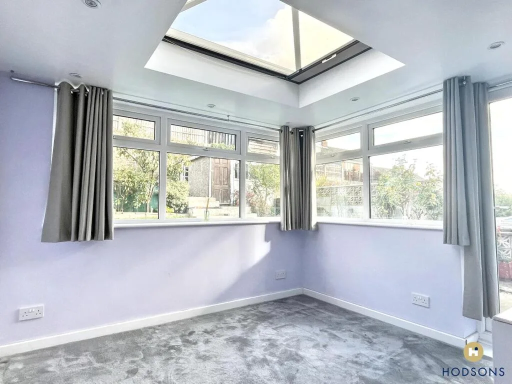 3 bedroom semi-detached house for rent