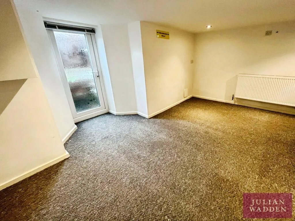 3 bedroom end of terrace house for rent