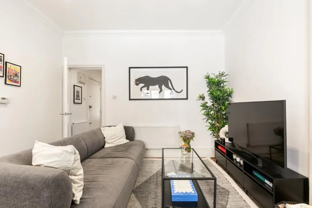 2 bedroom flat for rent