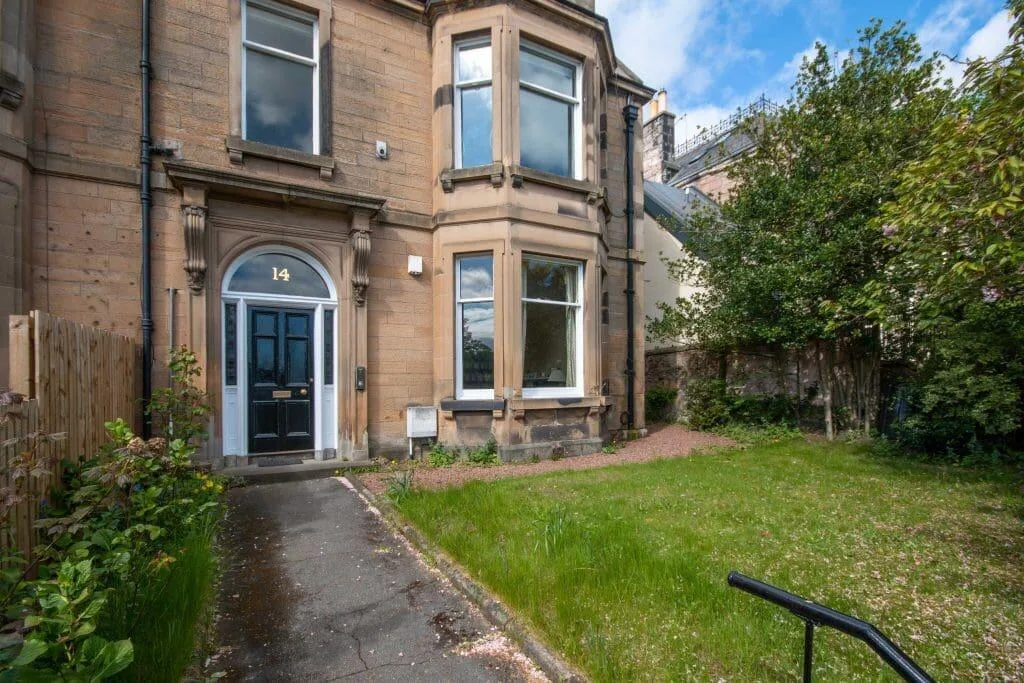 2 bedroom flat for rent