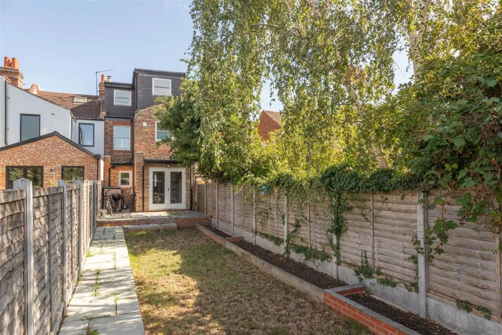 3 bedroom terraced house for rent