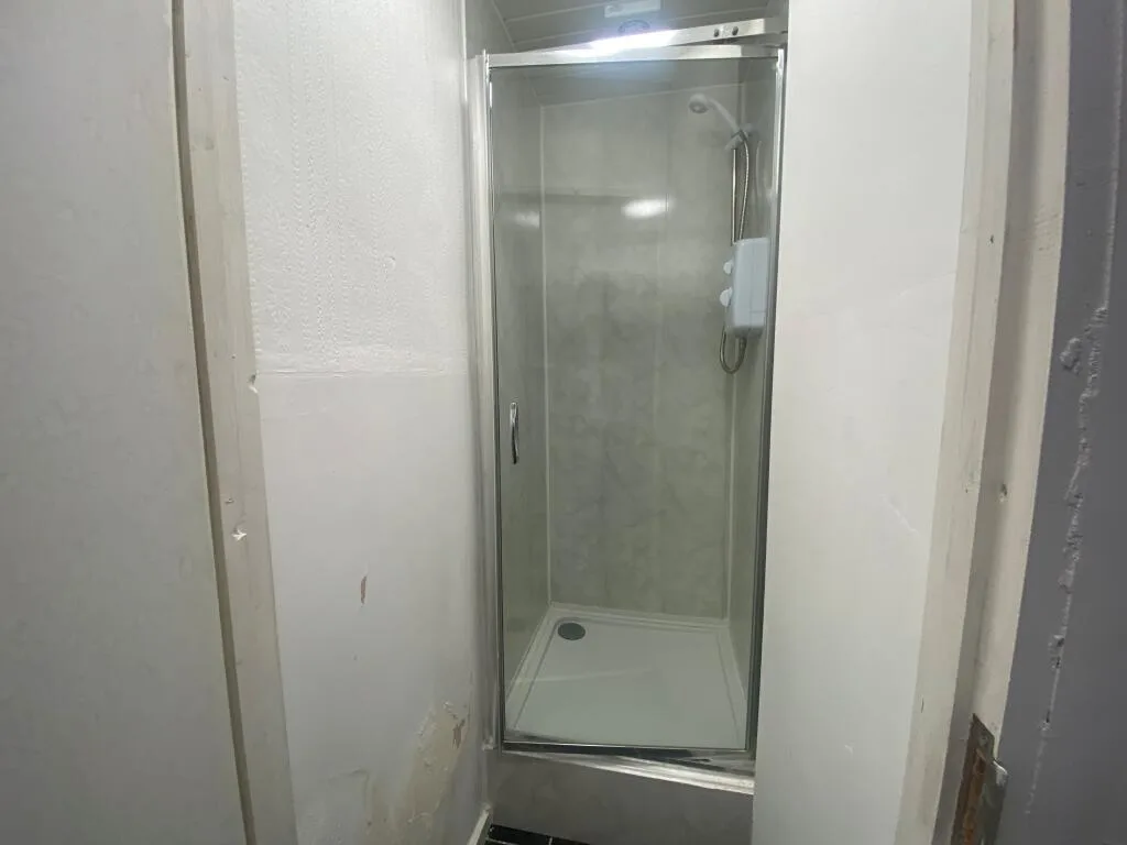 1 bedroom house for rent