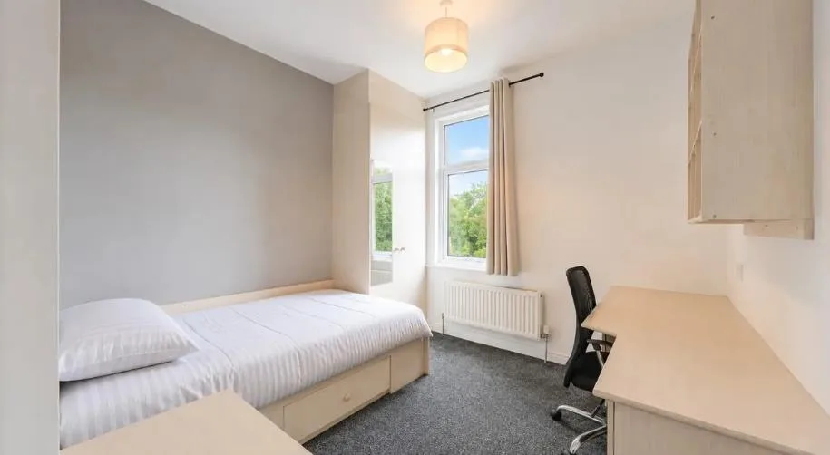 5 bedroom apartment for rent