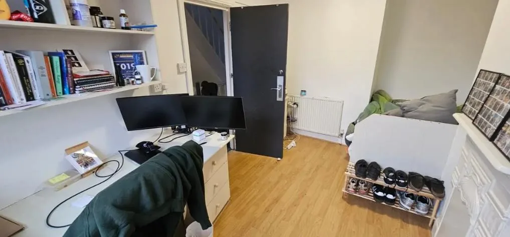 5 bedroom house for rent
