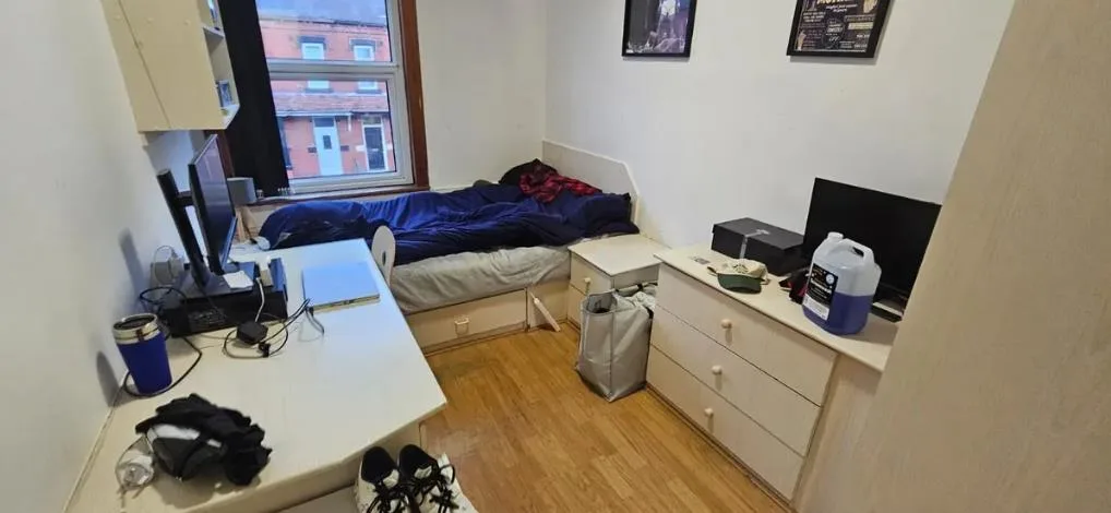 5 bedroom house for rent