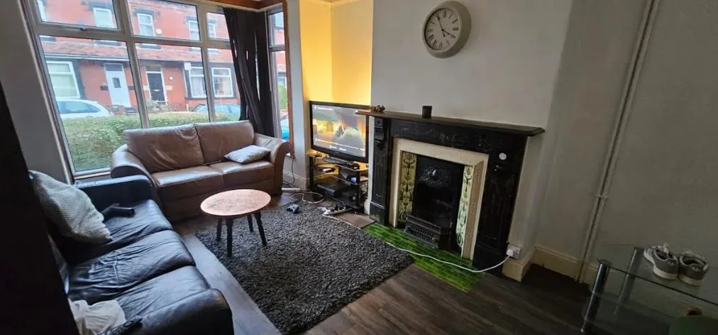 5 bedroom house for rent