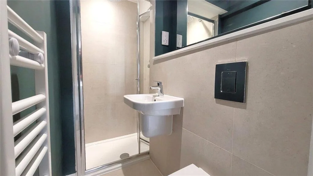 2 bedroom house for rent
