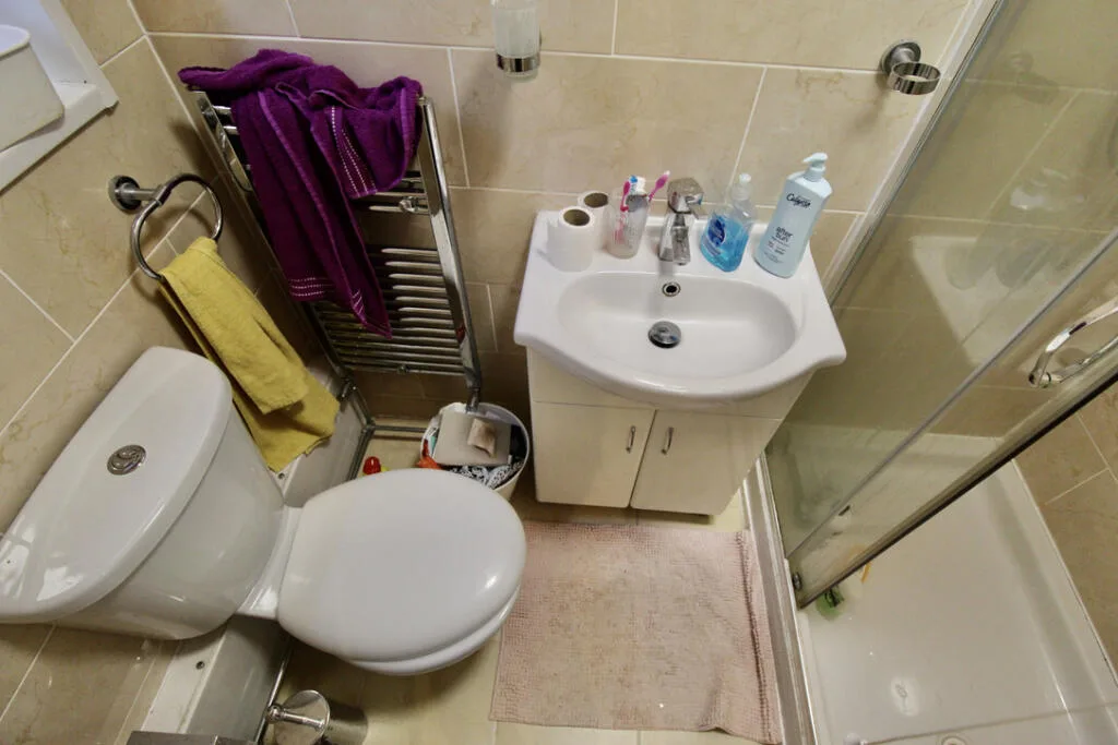 8 bedroom semi-detached house for rent