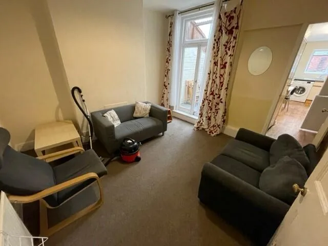 4 bedroom house for rent