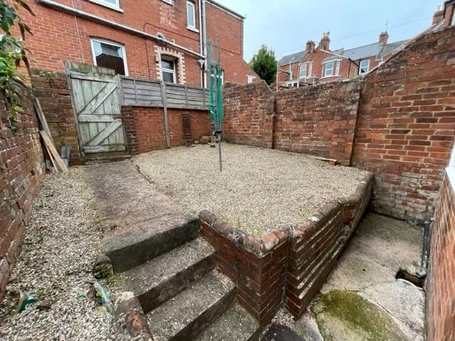 4 bedroom house for rent