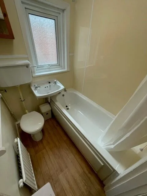 4 bedroom terraced house for rent
