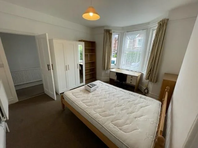 4 bedroom terraced house for rent