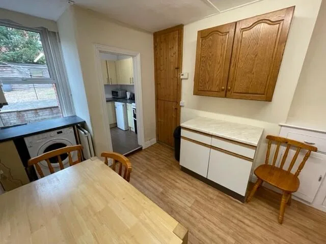 4 bedroom terraced house for rent