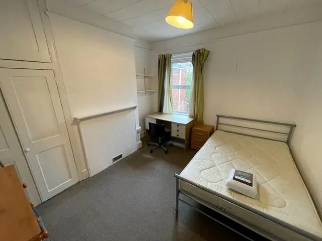 4 bedroom terraced house for rent