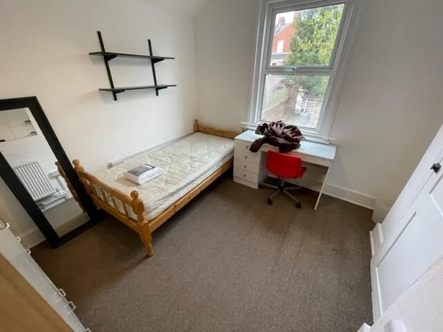 4 bedroom terraced house for rent
