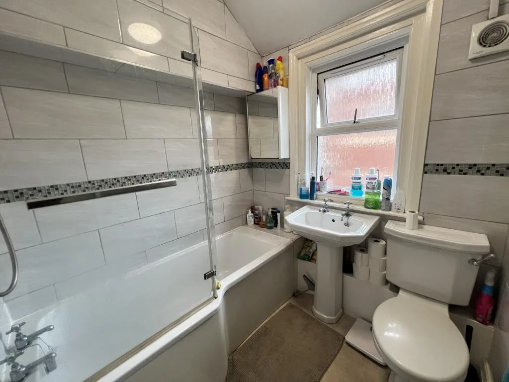 5 bedroom house for rent