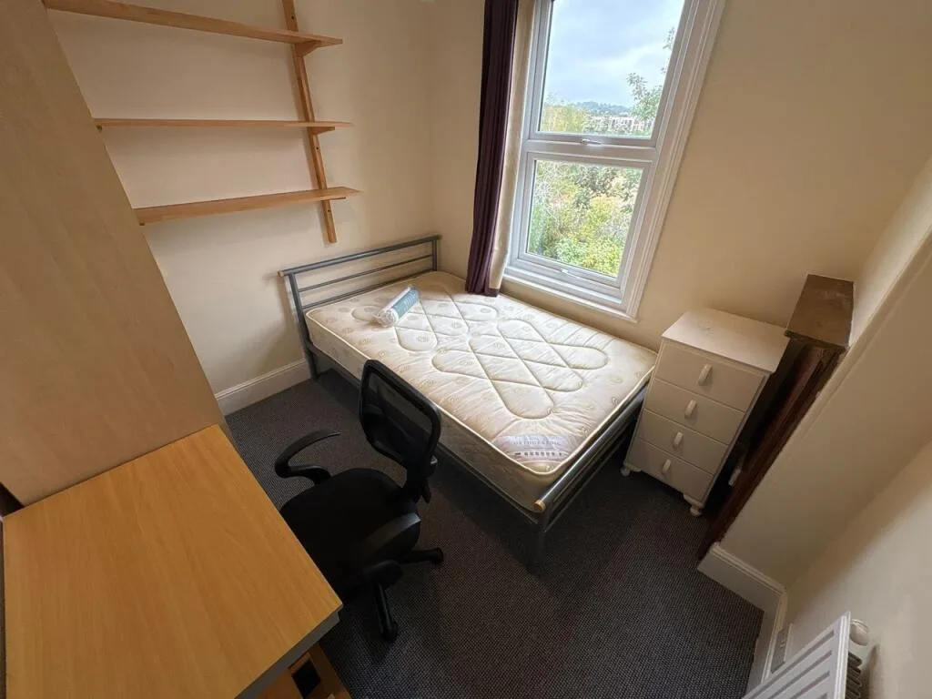 4 bedroom house for rent