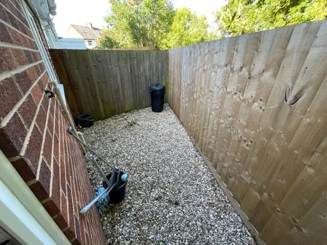5 bedroom terraced house for rent
