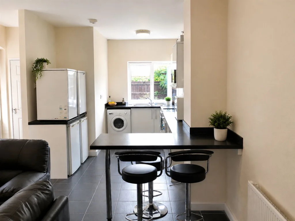 1 bedroom house of multiple occupation for rent