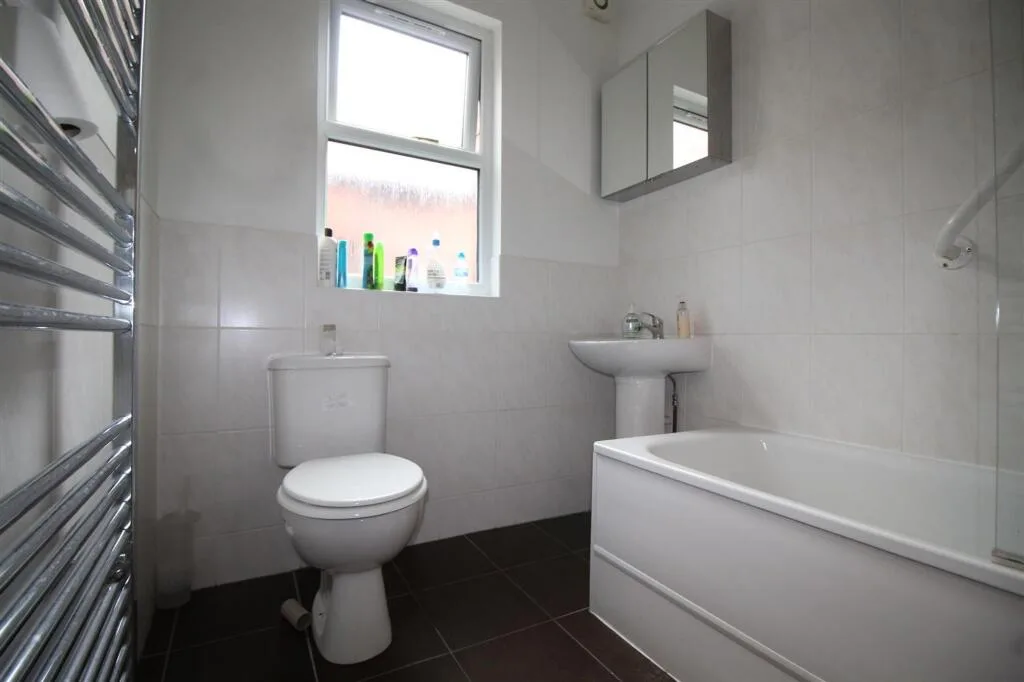 1 bedroom house of multiple occupation for rent