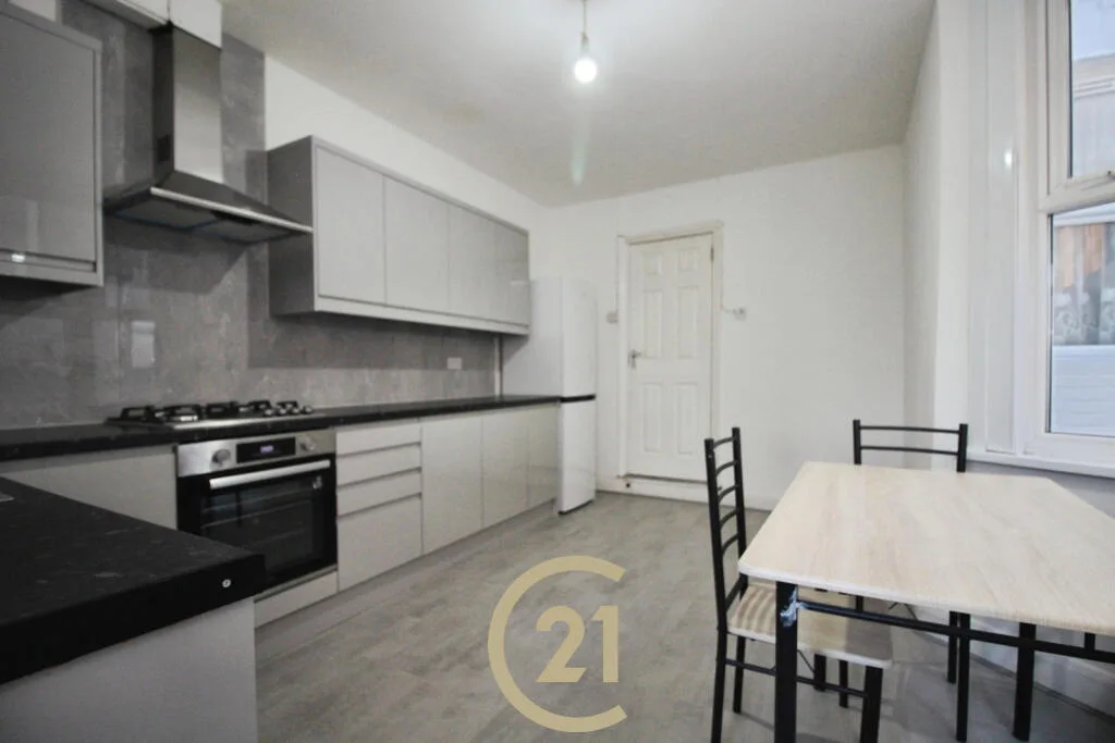 4 bedroom house for rent