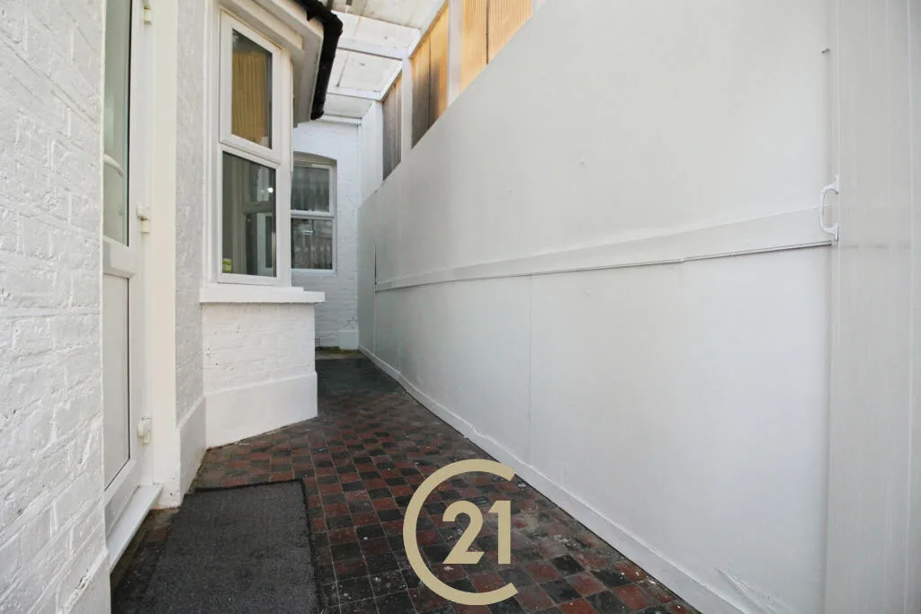 4 bedroom house for rent