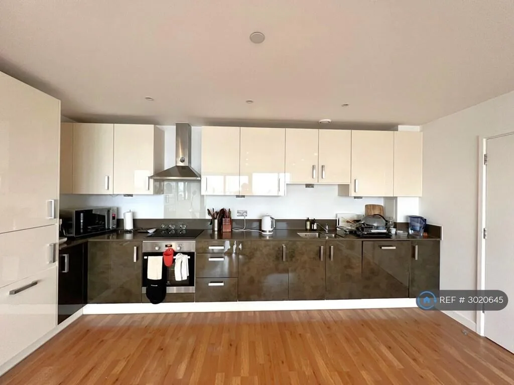 3 bedroom flat for rent
