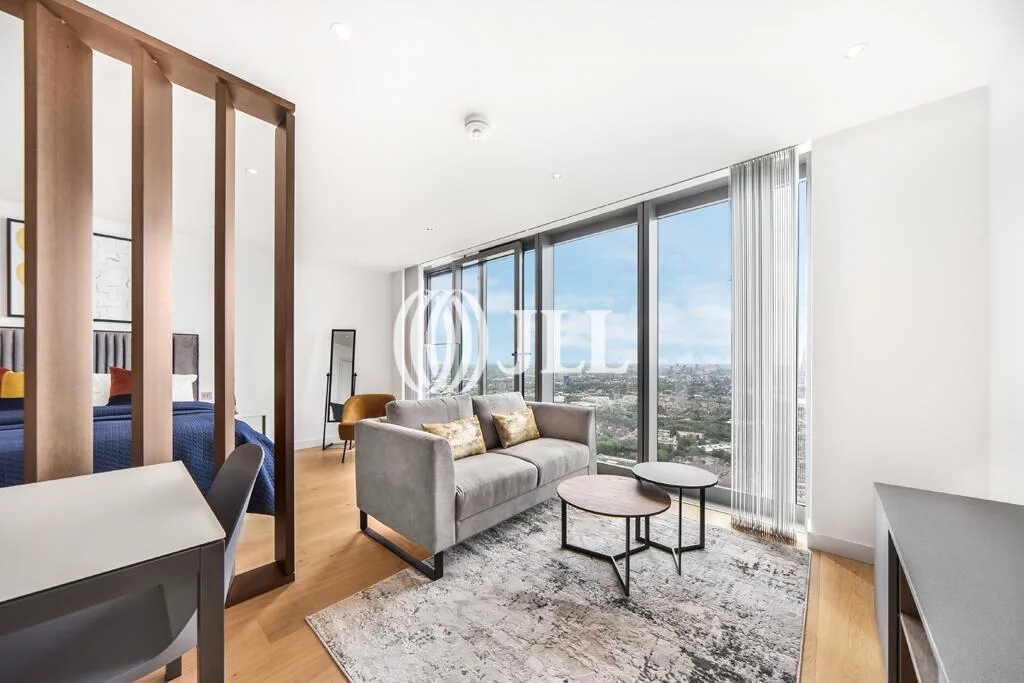 Studio flat for rent