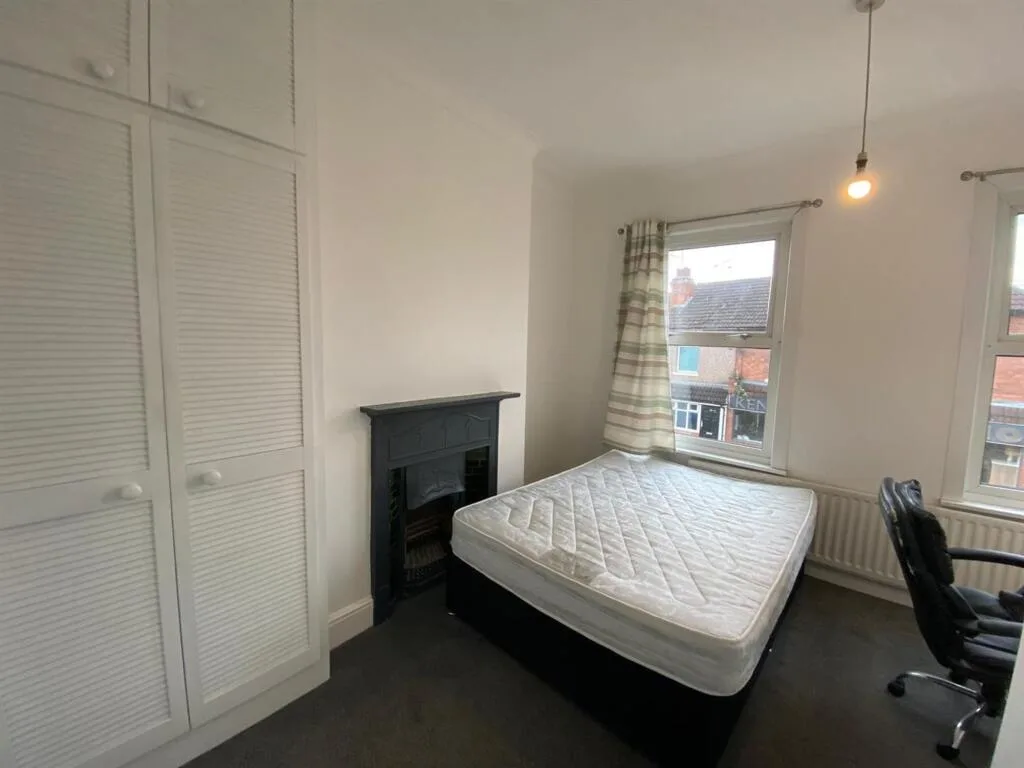 1 bedroom terraced house for rent
