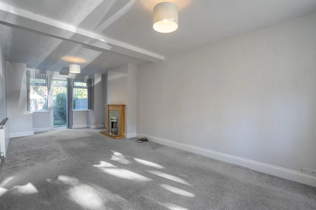 3 bedroom semi-detached house for rent