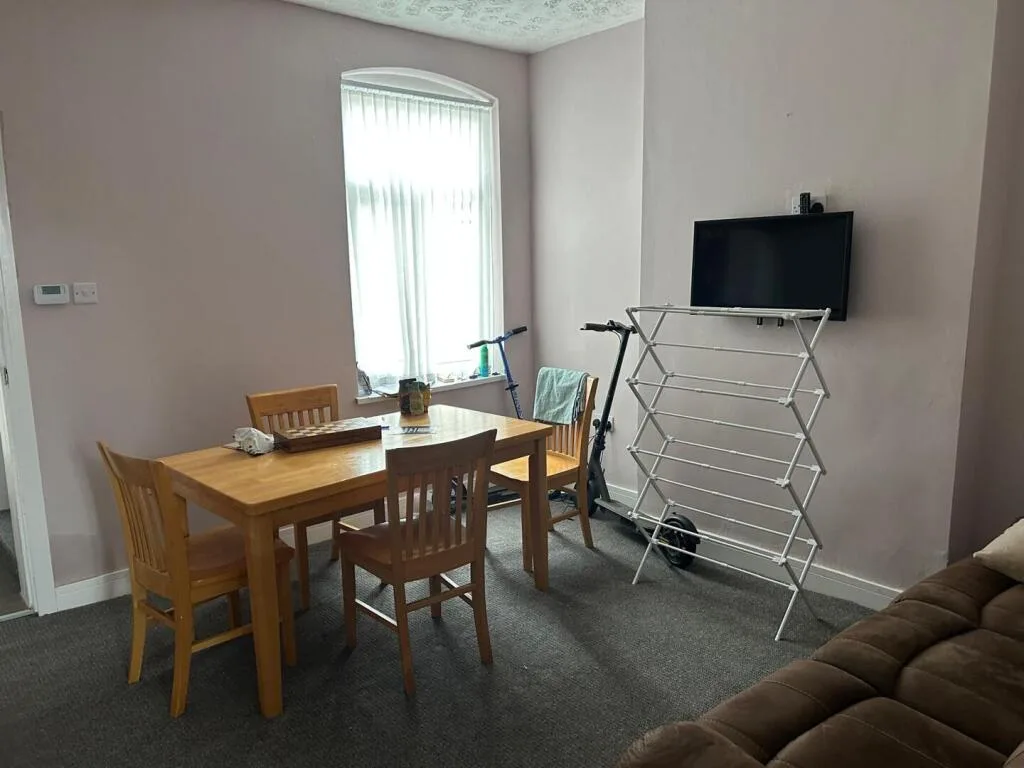 4 bedroom terraced house for rent
