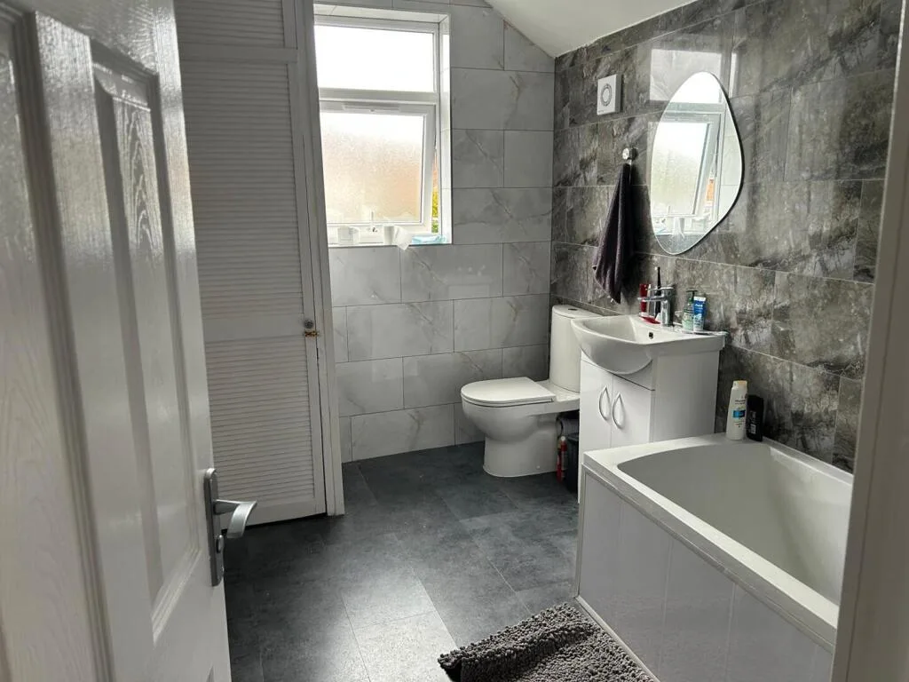 4 bedroom terraced house for rent