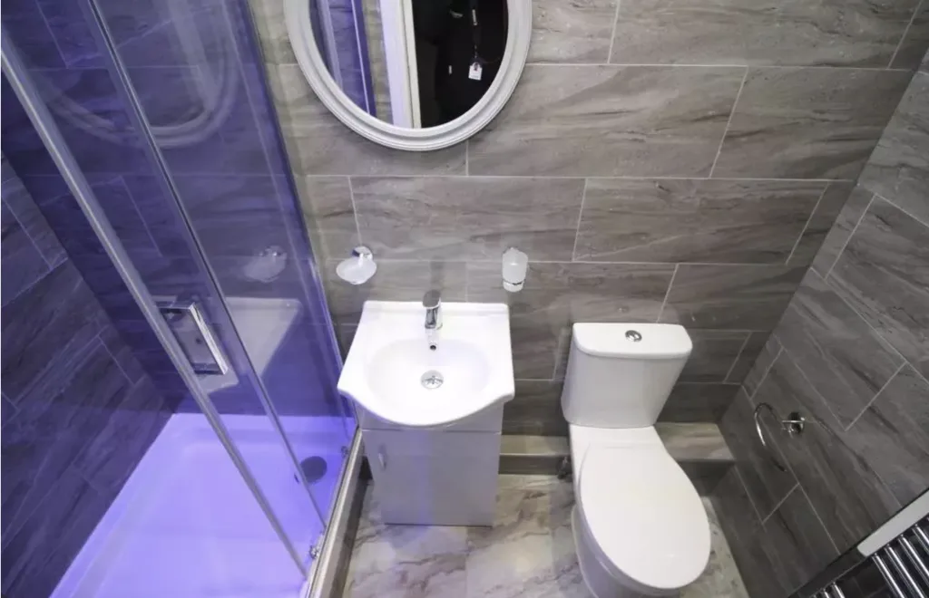 8 bedroom terraced house for rent