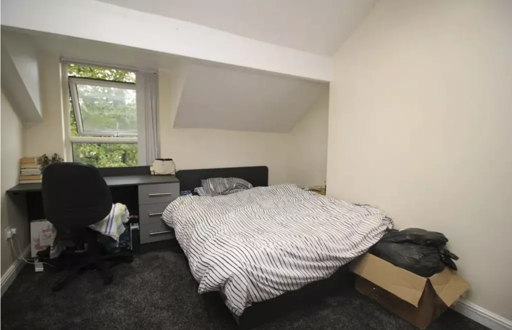 8 bedroom terraced house for rent