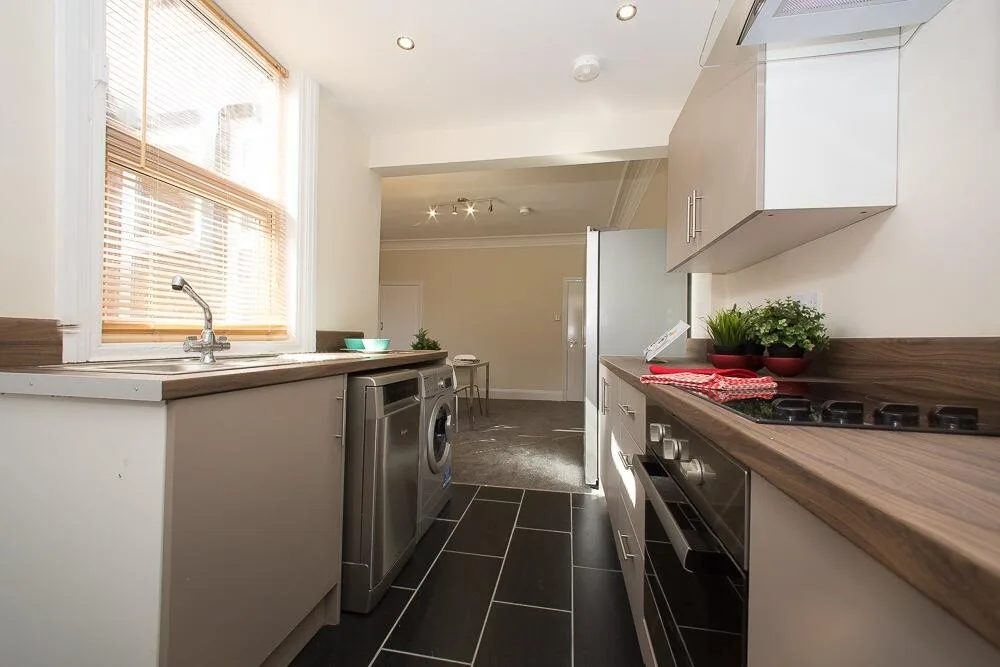 4 bedroom terraced house for rent