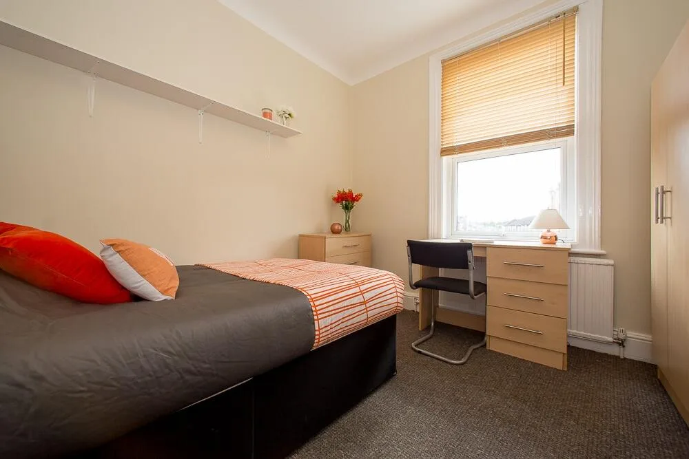 4 bedroom terraced house for rent