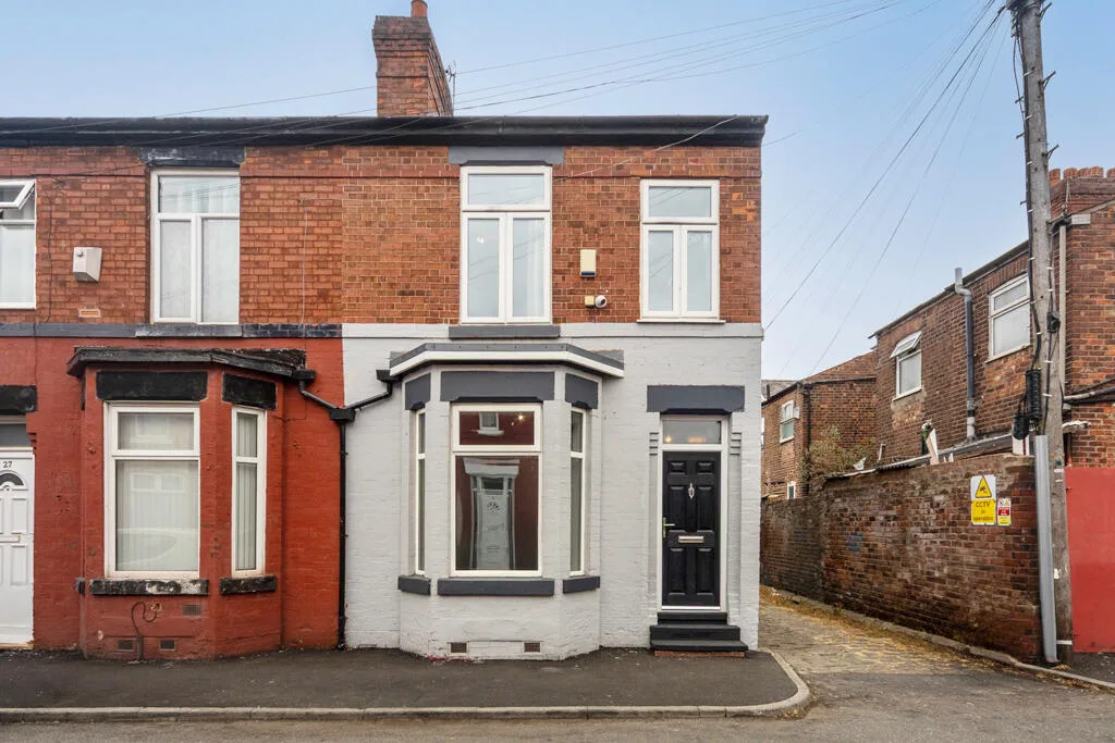 3 bedroom end of terrace house for rent