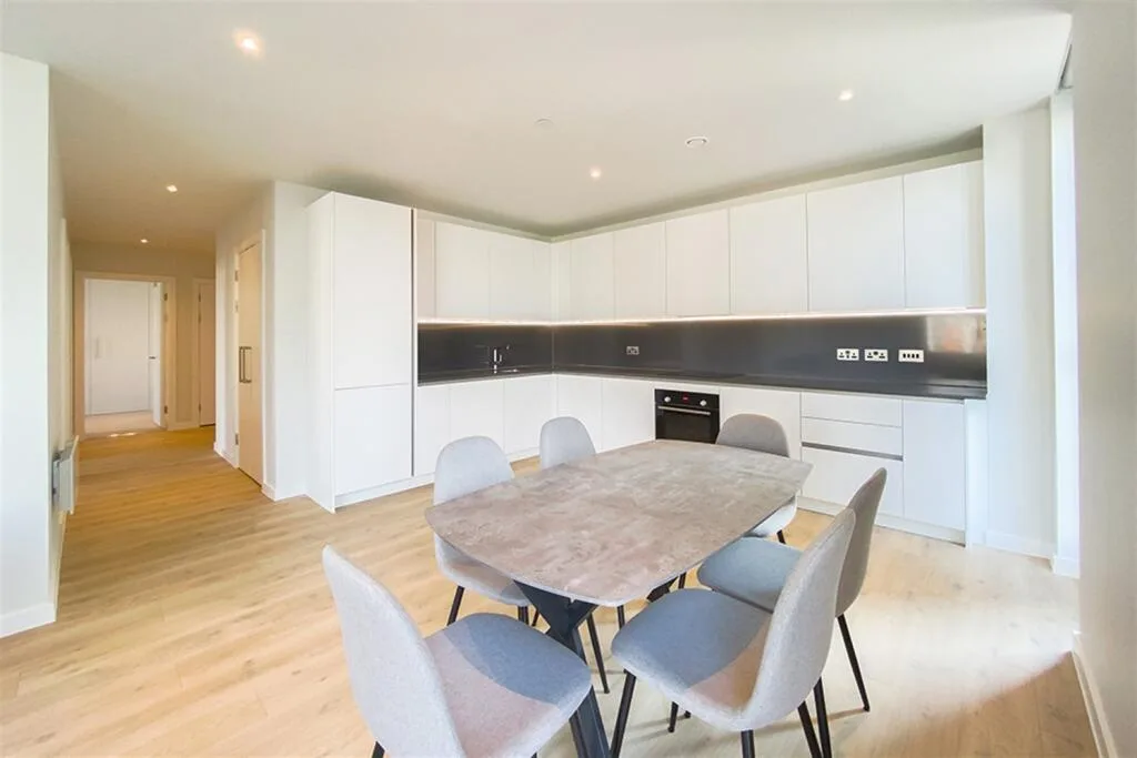 3 bedroom apartment for rent