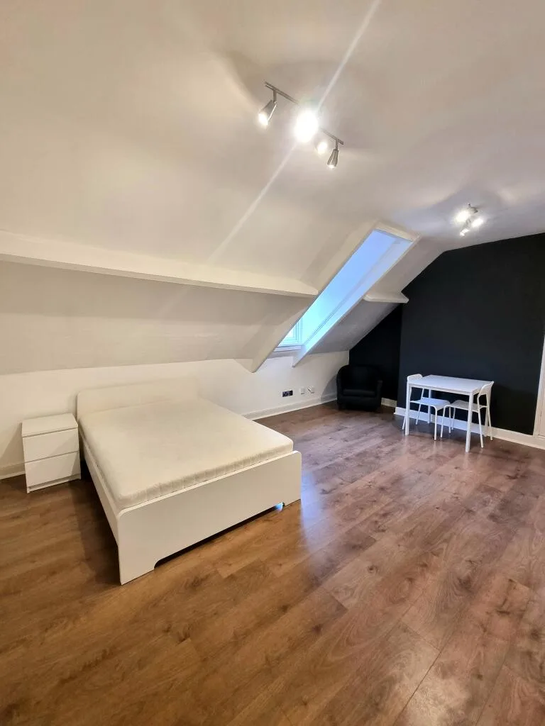 Studio flat for rent