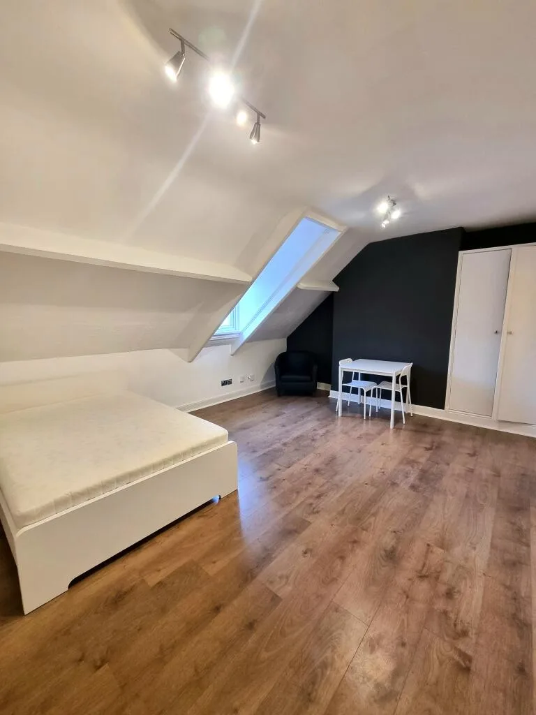 Studio flat for rent