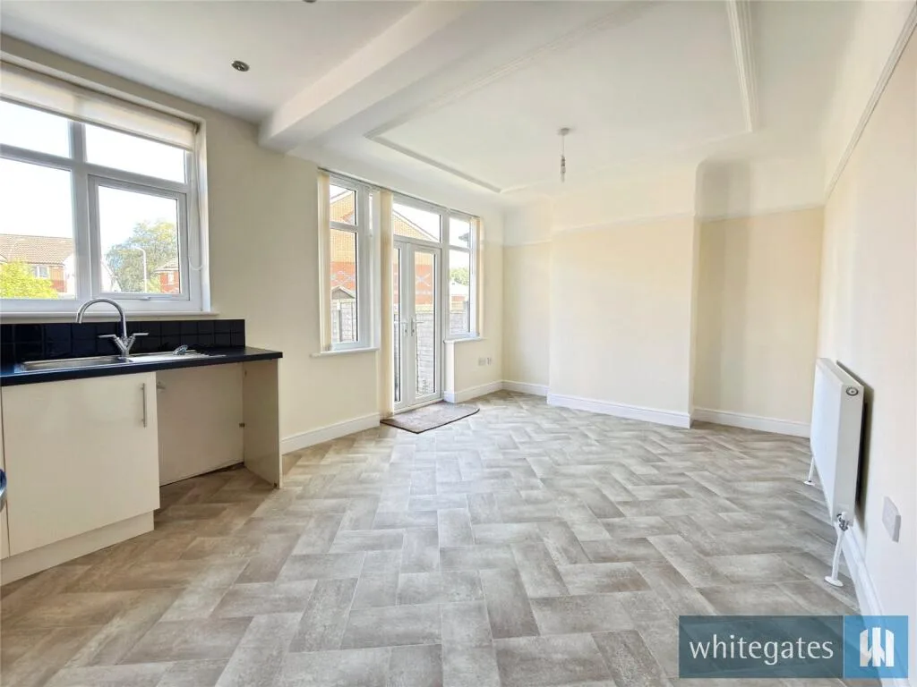 3 bedroom semi-detached house for rent